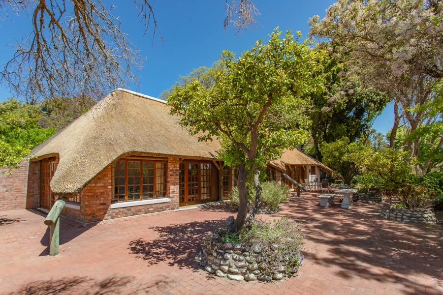 11 Bedroom Property for Sale in Franschhoek Rural Western Cape